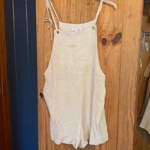 Boutique sandy shorts romper